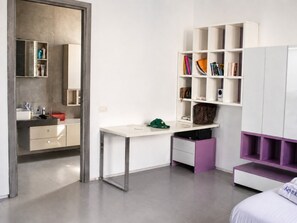 Room - Luxurious Villa Rental in Tunis with Private Indoor Pool (Tunis)