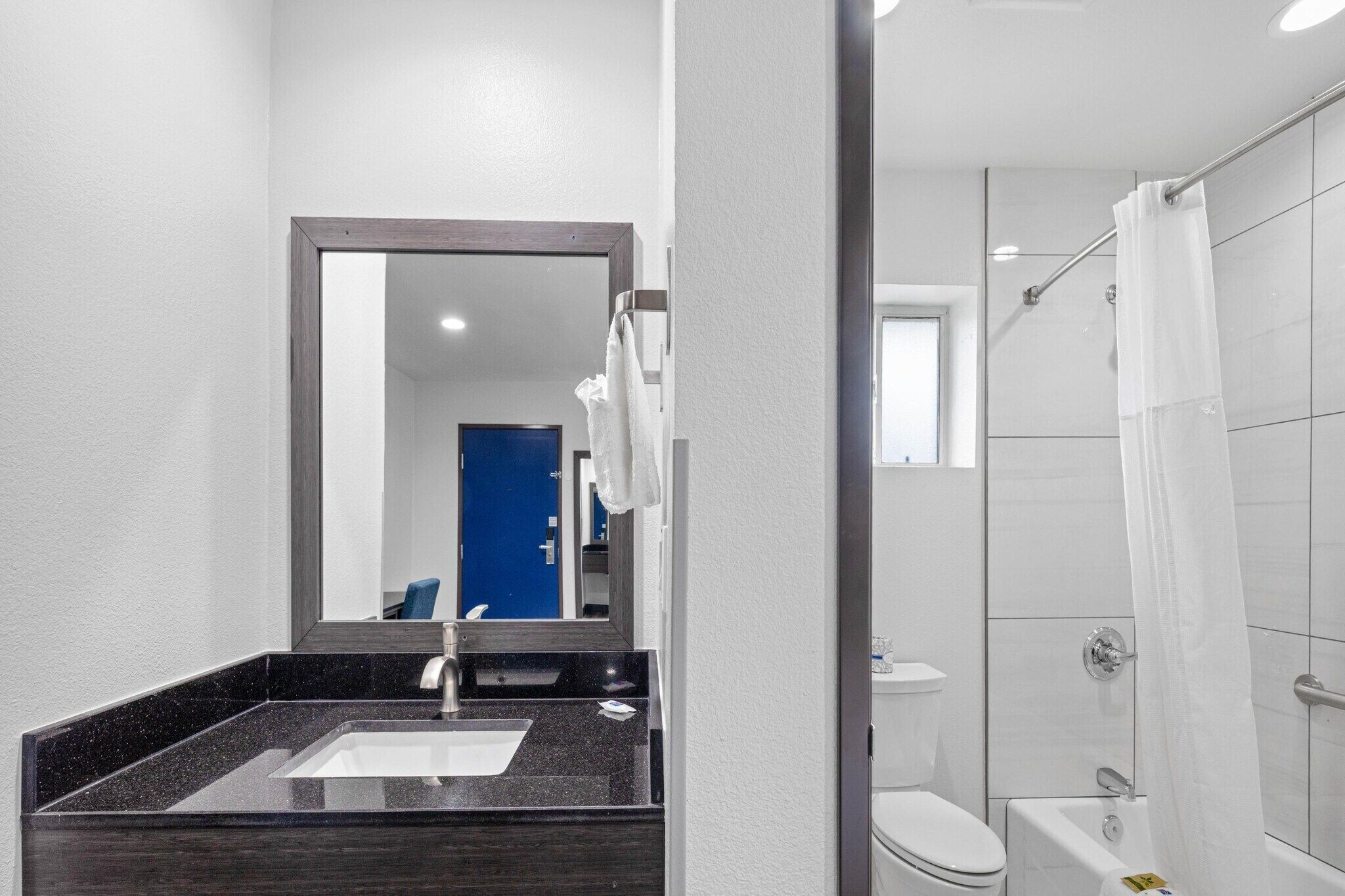 Shower, towels