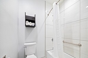 Shower, towels