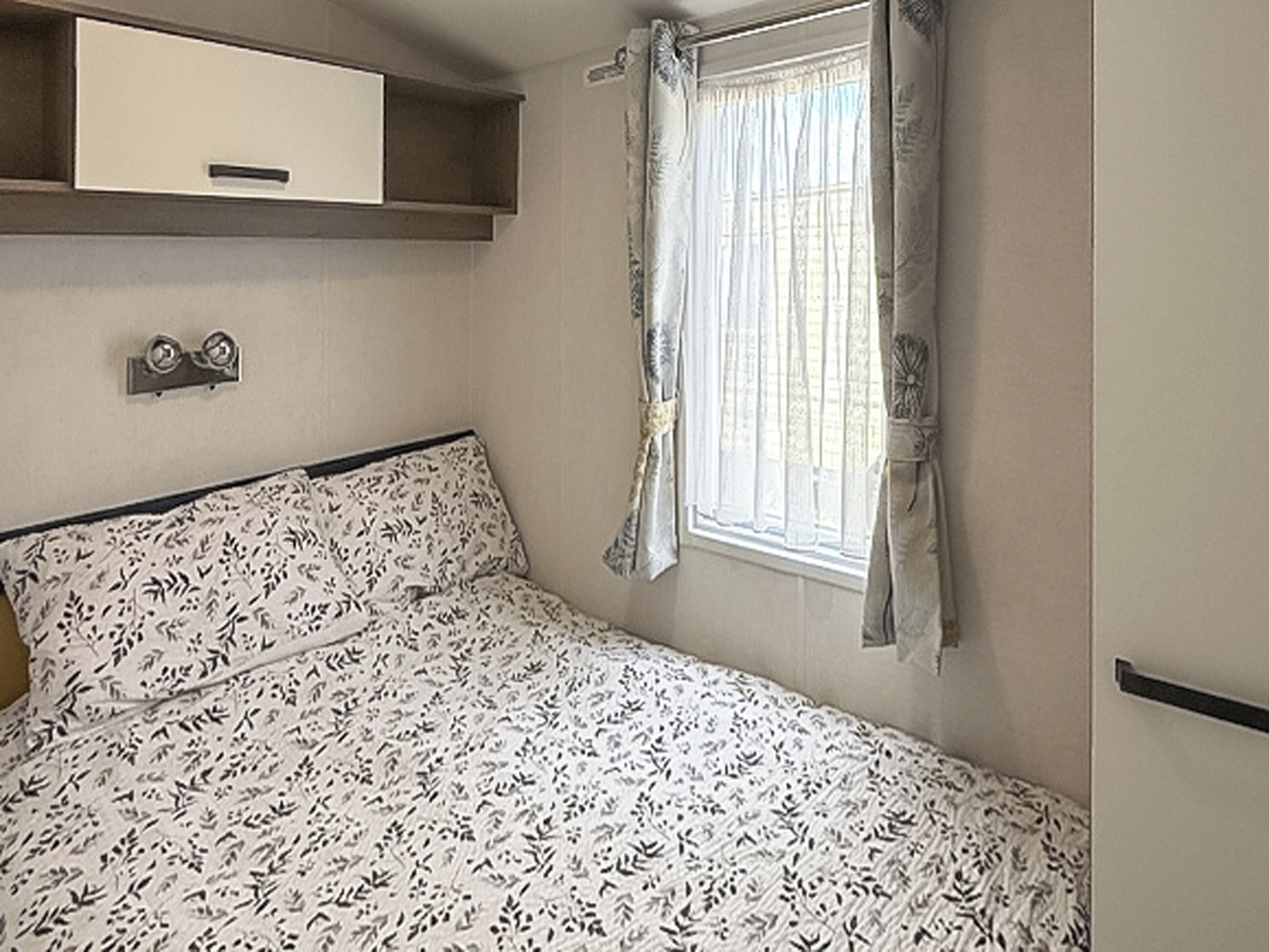 3 quartos, Wi-Fi de cortesia, roupa de cama