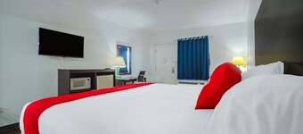 Kingsville | King Bed