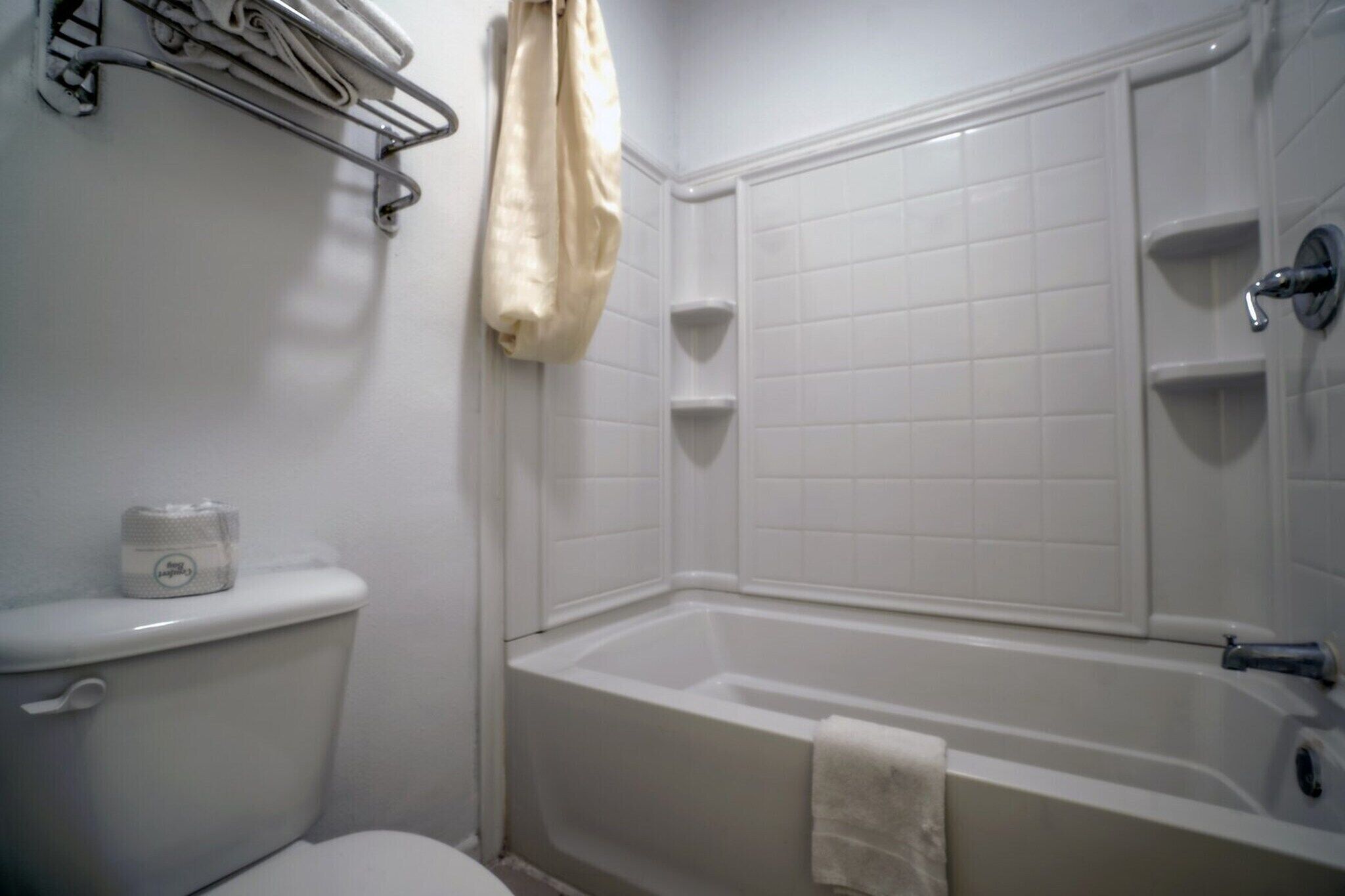 Shower, towels