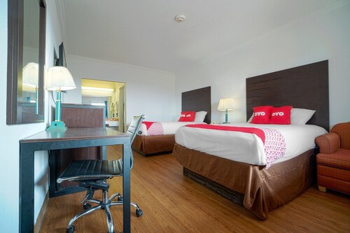 Kingsville|2 Queen Bed