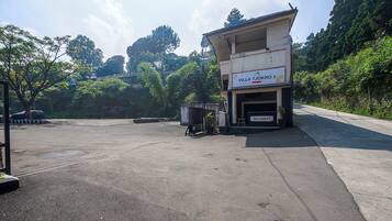 Halaman properti