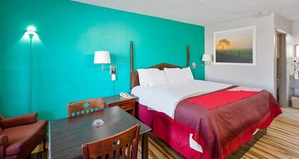 King Bed |Smoking |Columbia