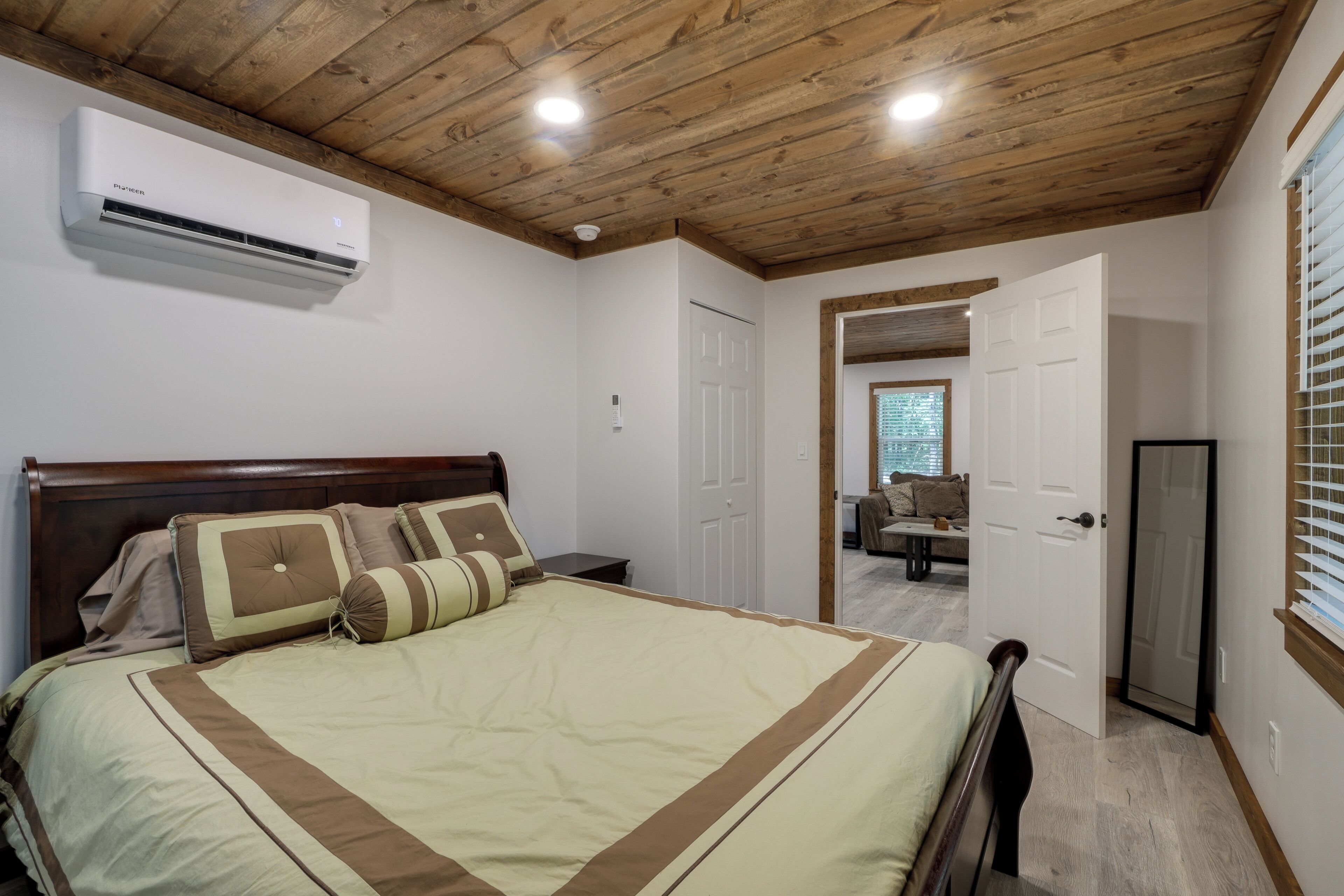 1 bedroom, Internet, bed sheets