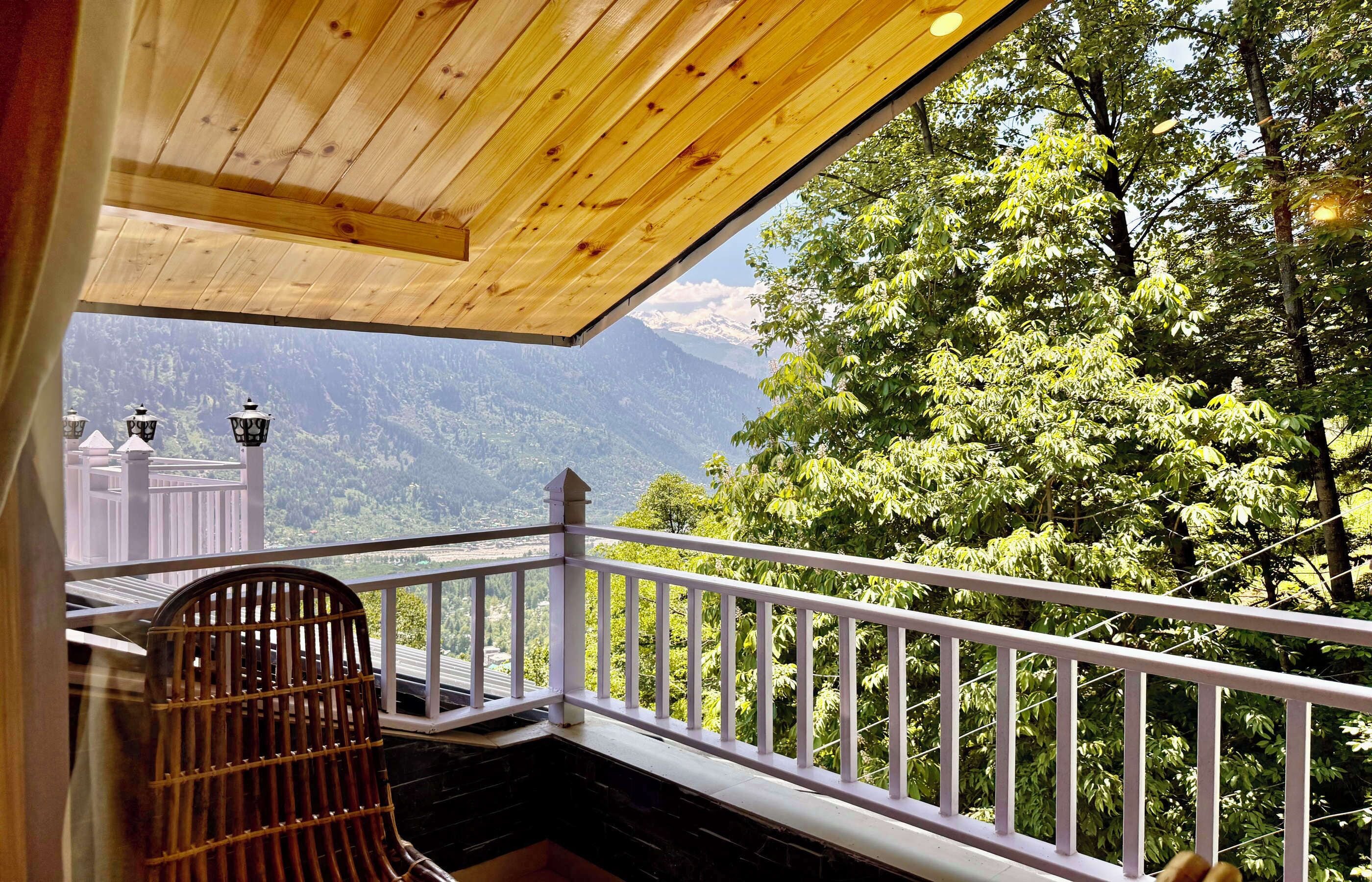 Premium Room, Hill View | Property grounds