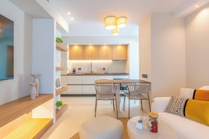 Classic Suite, Garden View | Interior