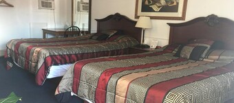 2 Full Beds|Non-Smoking