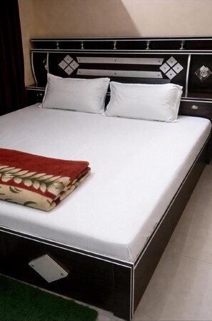 Deluxe-Zimmer | Zustellbetten, Bettwäsche