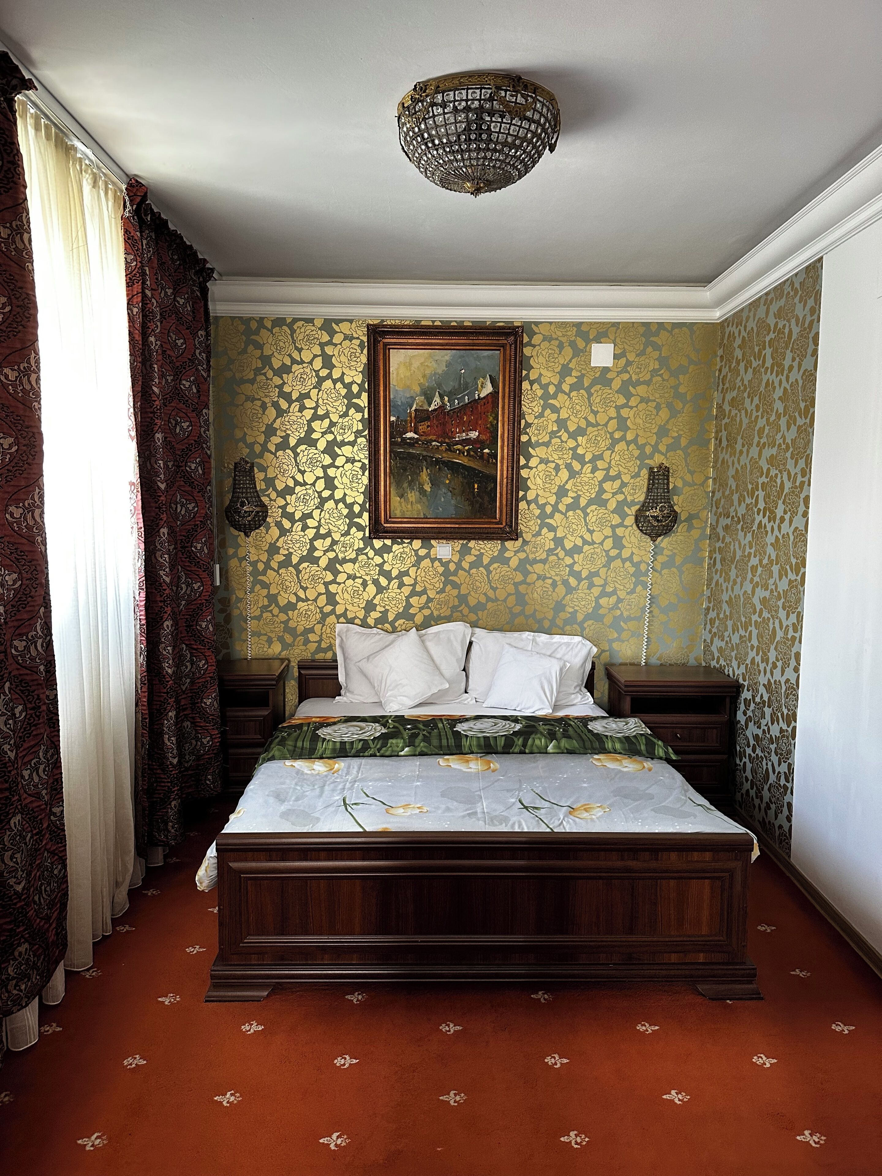 Quarto casal conforto, para não fumantes, suíte | Escrivaninha, Wi-Fi de cortesia