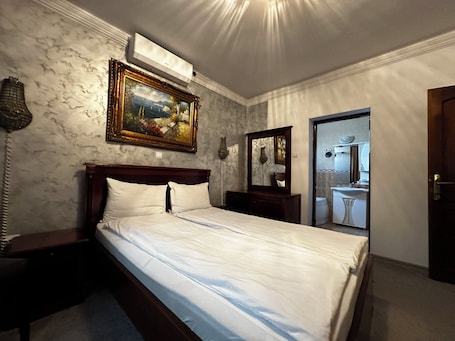 Habitación doble Confort | Escritorio y wifi gratis