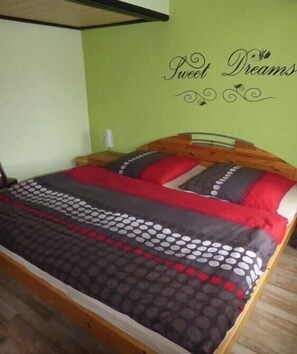 Iron/ironing board, free WiFi - Holiday home in Burhave with swimming pool (Burhave)