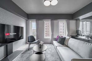 Living area - JAPAVISTA Noir 703 (SAPPORO, CHUO WARD,)