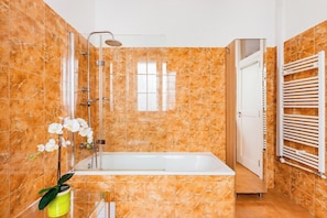 Exterior - Stylish Lisbon Flat in Graça With Terrace and View (Lisbon)
