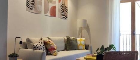 Smart TV, books