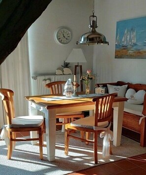 Dining - Holiday home with 1 bedroom (Krummhörn-Loquard)