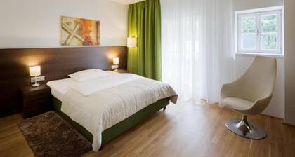 Hotel Wesenufer