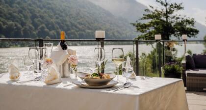 Hotel Wesenufer