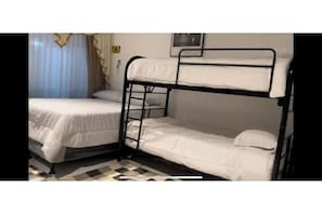 WiFi, bed sheets
