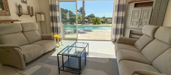 Charmante villa avec piscine privée au coeur du Var
