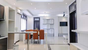 Apartamento, 2 quartos | Opções para refeição