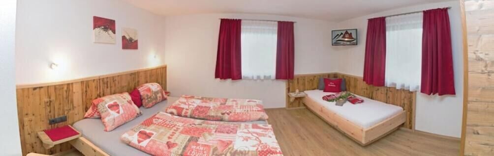 2 bedrooms, free WiFi