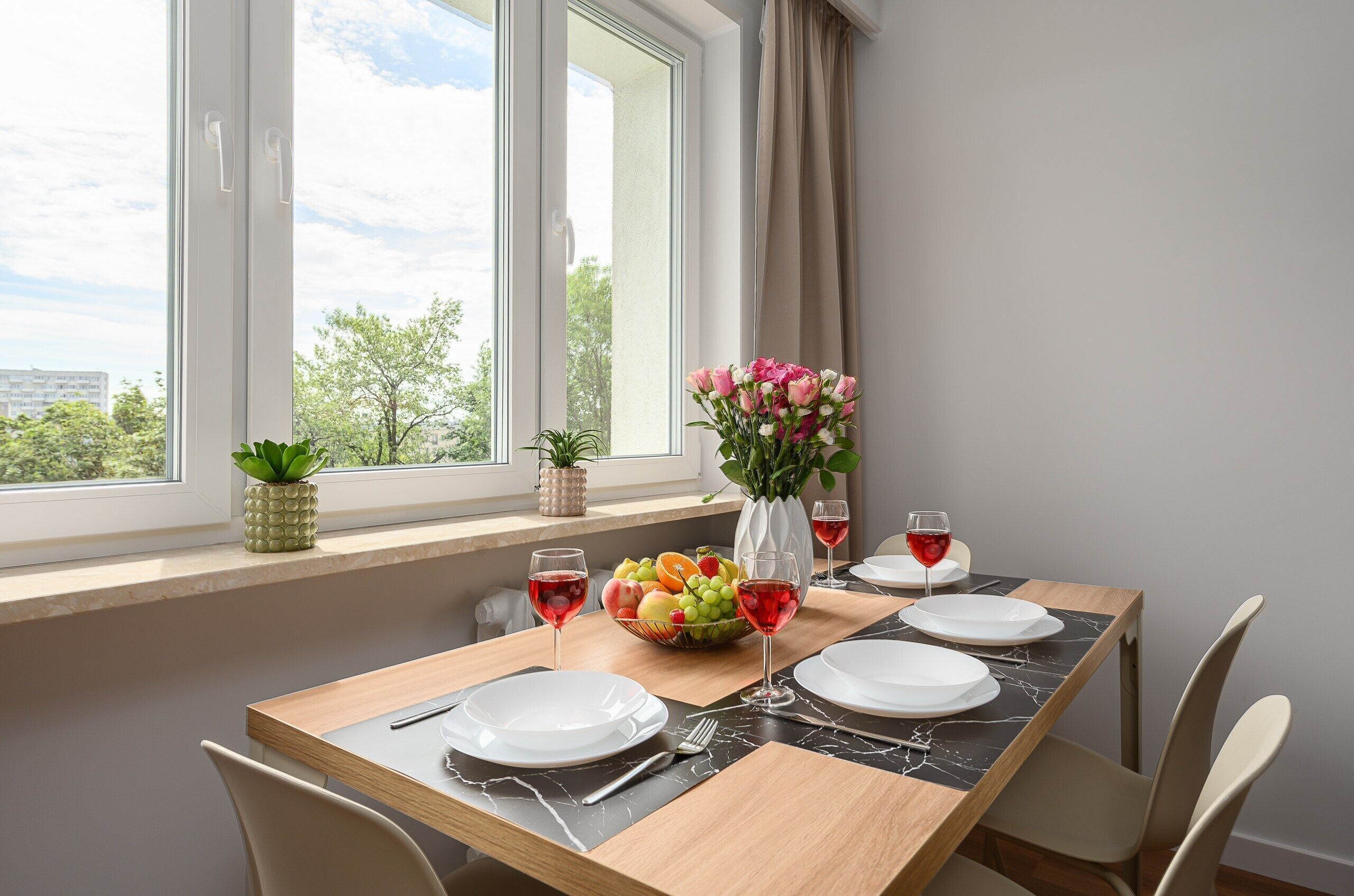 Apartamento Confort, balcón, vistas a la ciudad | Cocina privada | Máquina de café espresso, hervidor eléctrico y tostadora