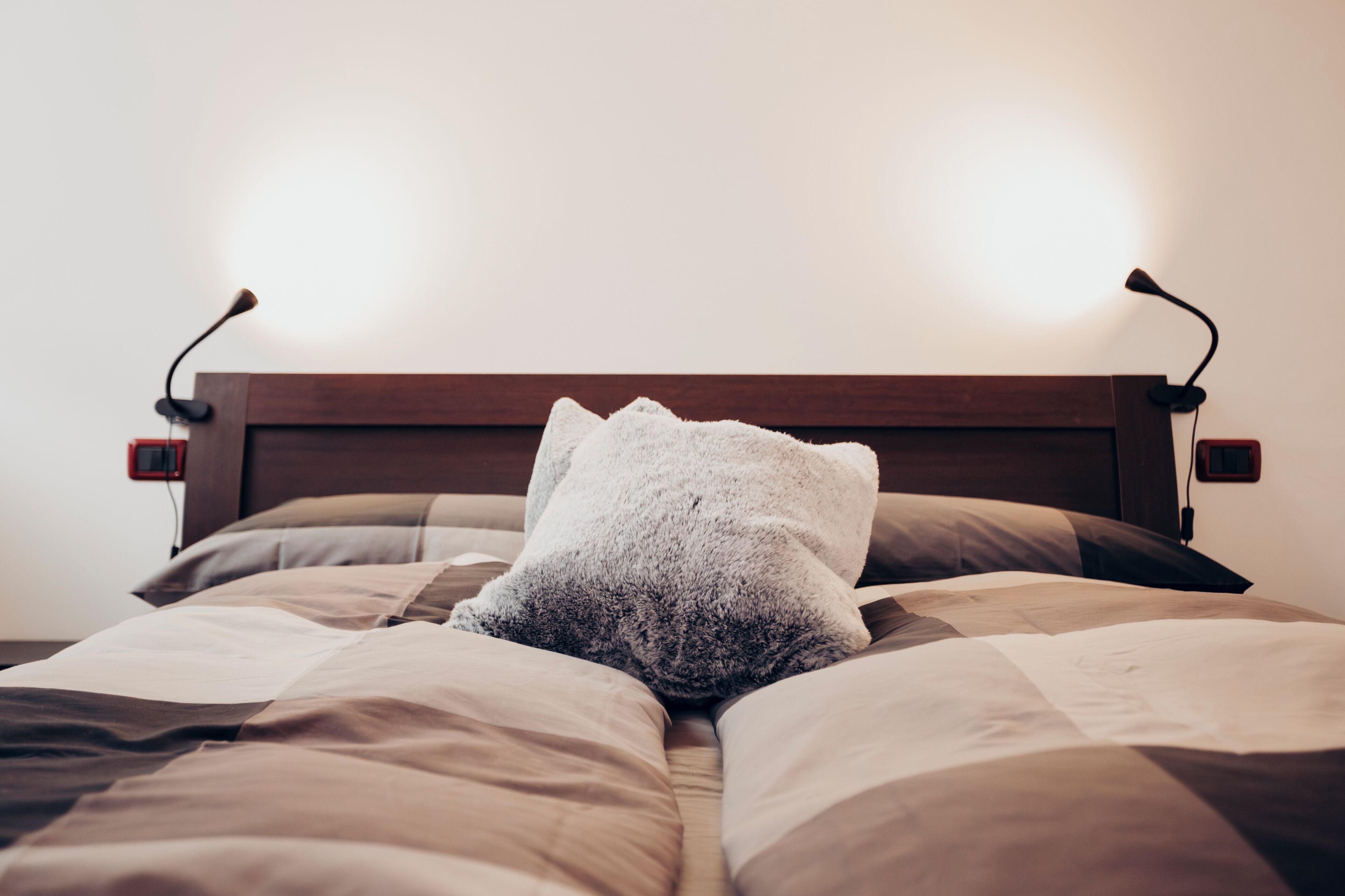 1 chambre, fer et planche à repasser, Wi-Fi, literie fournie