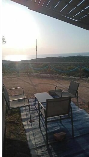 Property grounds - Villetta Mannucciu – Studio Apartment with a Fireplace and Ocean View in Rena Majore (Rena Majore)