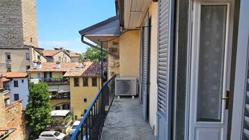 Maison Confort, 2 chambres, balcon, vue ville | Terrasse/Patio