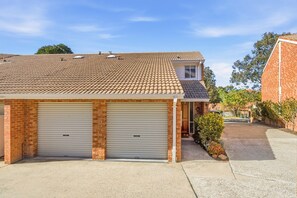 Exterior - Family Friendly 3-Bed Home with Outdoor Area (Belconnen)