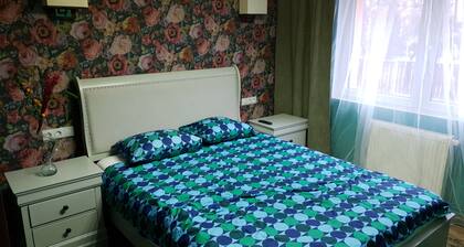 Apartament Premium cu 2 Dormitoare.
Confort și Relaxare lângă Brașov