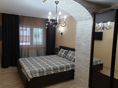 Apartament Premium cu 2 Dormitoare.
Confort și Relaxare lângă Brașov