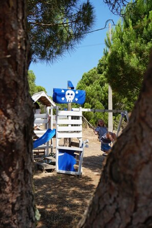 Children’s area - Farmhouse CASA AYO (Santiago do Cacém)