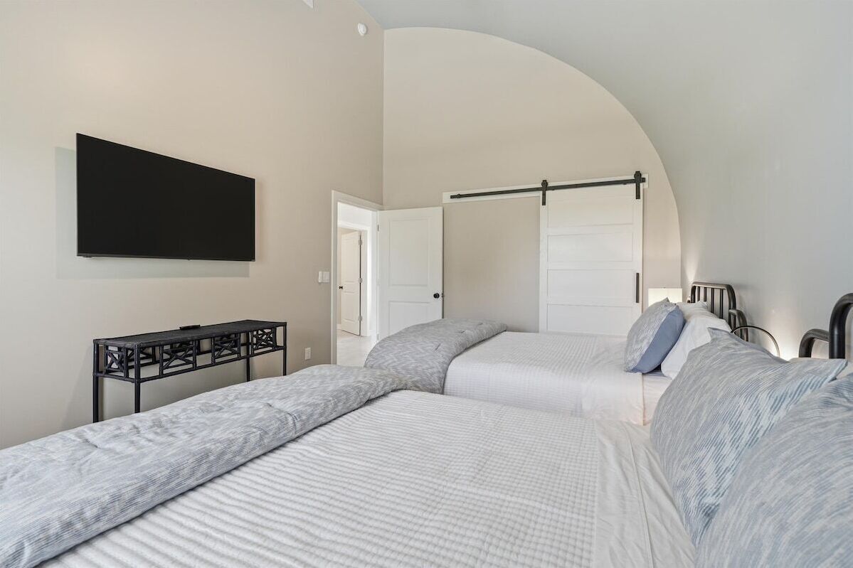 4 dormitorios, tabla de planchar con plancha, wifi gratis y ropa de cama