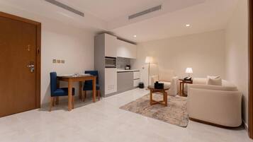Grand Suite, Sea View | Interior