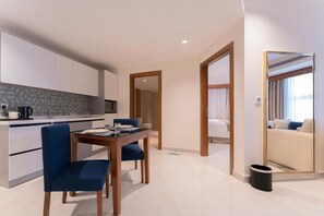 Premium Twin kamer, uitzicht op zee | Interieur