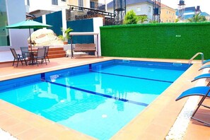 Udendørs pool