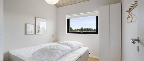6 bedrooms, free WiFi
