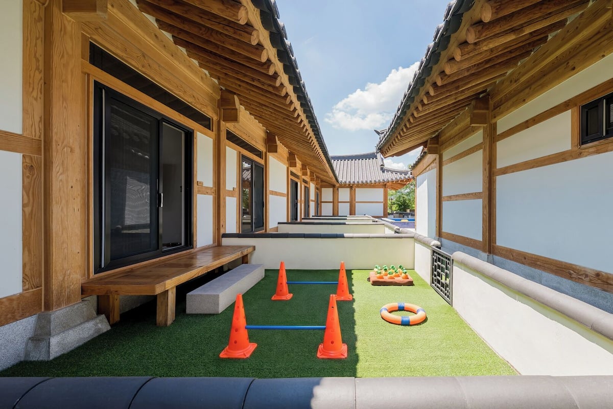 Perushuone, 1 makuuhuone (Jeongak6) | 1 makuuhuone, ilmainen Wi-Fi
