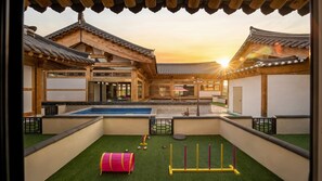 Quarto básico, 1 quarto (Jeongak9)