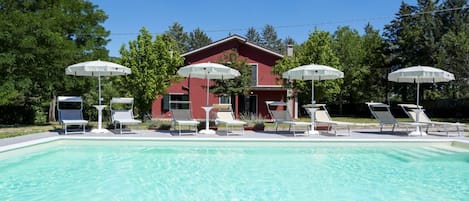 Piscina all'aperto