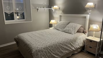 Internet, bed sheets