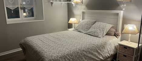 2 chambres, accès à Internet, literie fournie