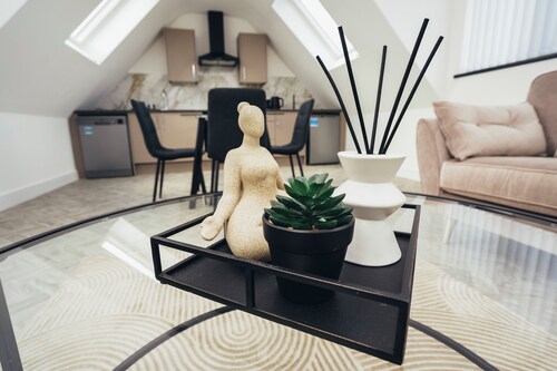 Queensferry Collection - Residence 8