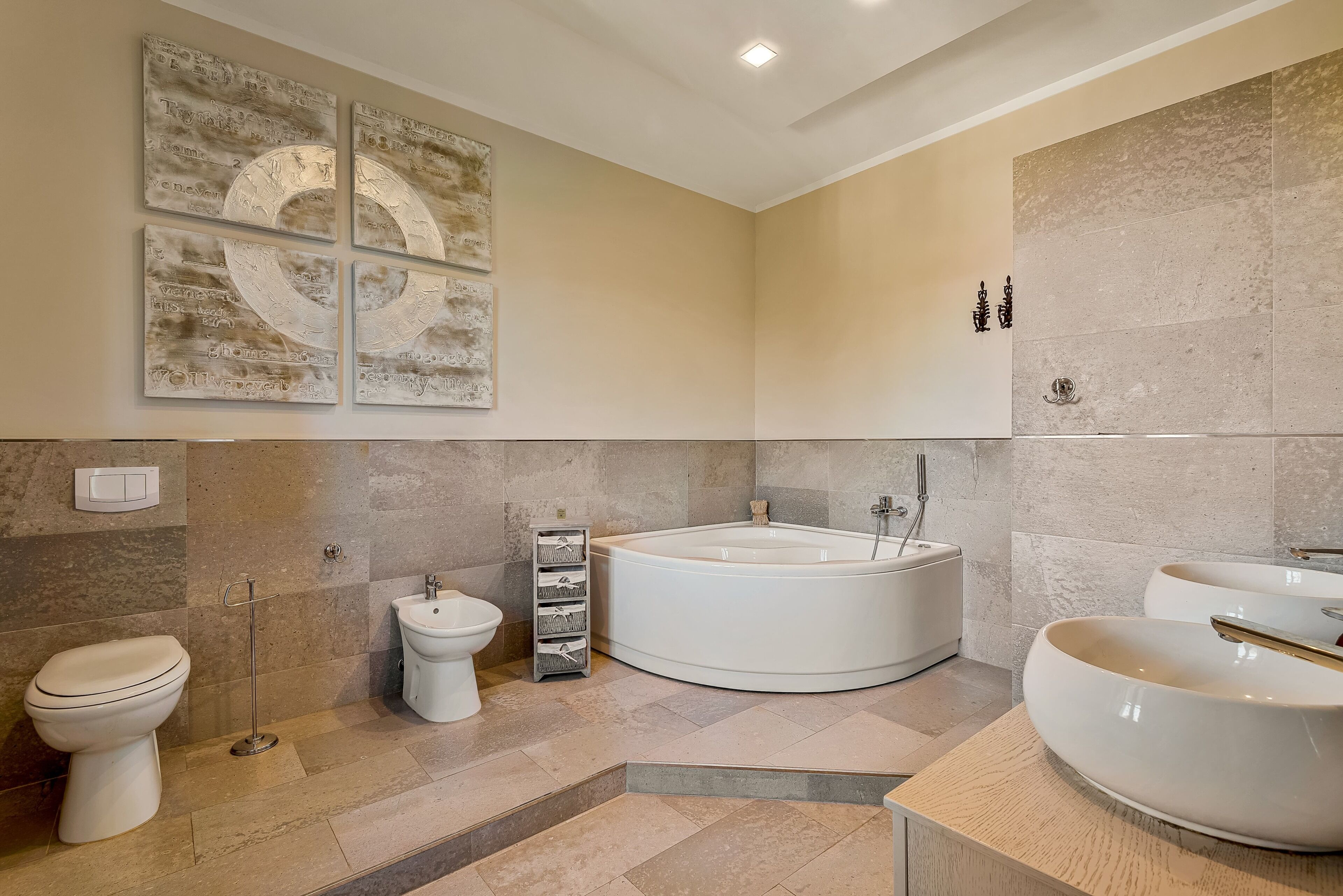 Shower, jetted tub, hair dryer, bidet