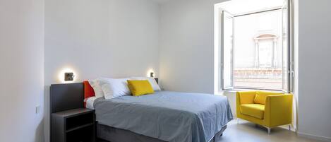 Classic Room, City View | Peti besi dalam bilik, meja, kalis bunyi, seterika/papan seterika