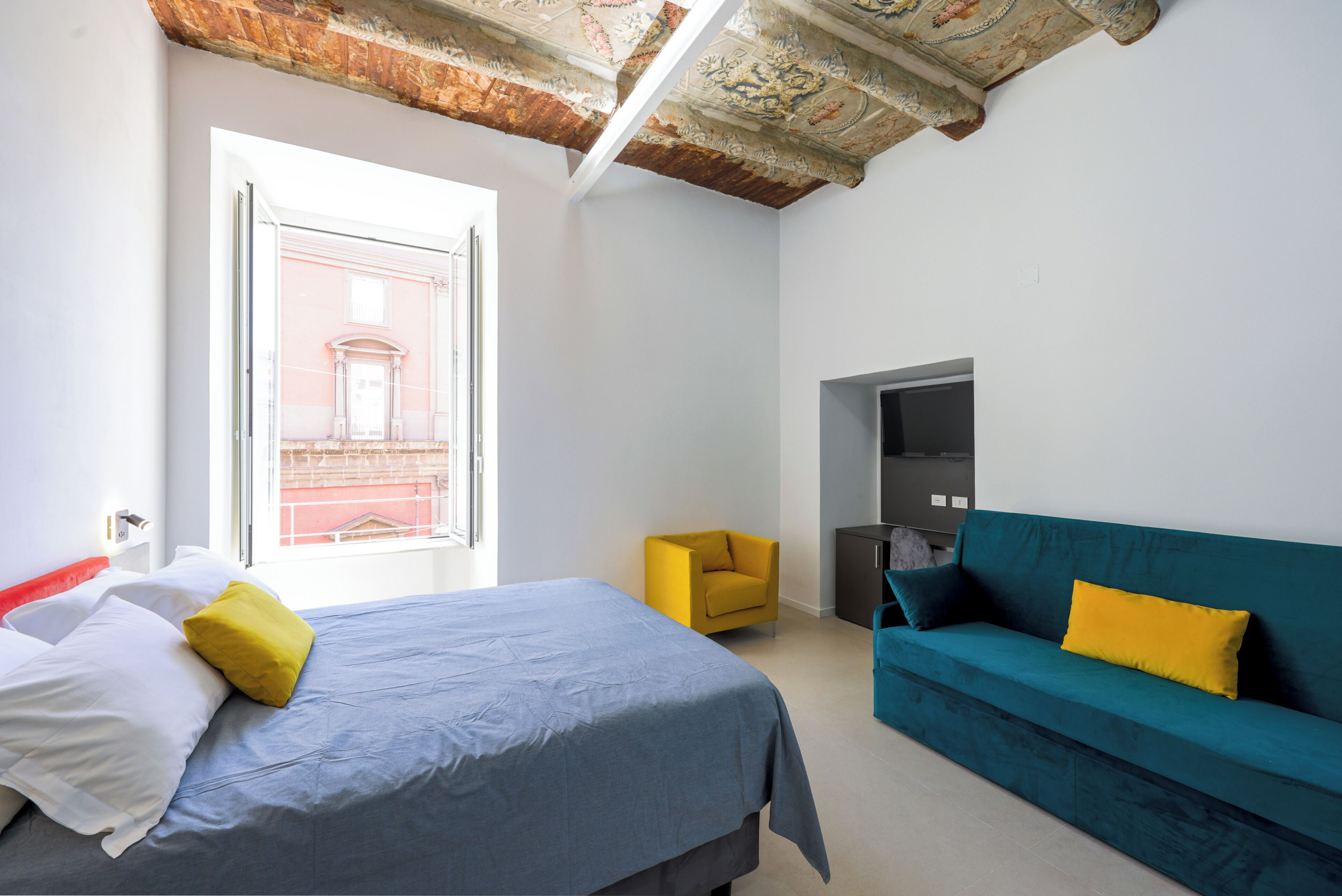 Habitación Deluxe | Caja fuerte, escritorio, sistema de insonorización