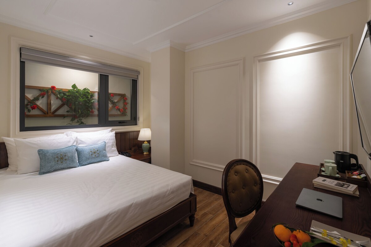 Cozy Double Room | Minibar, két bảo mật tại phòng, bàn, phòng cách âm